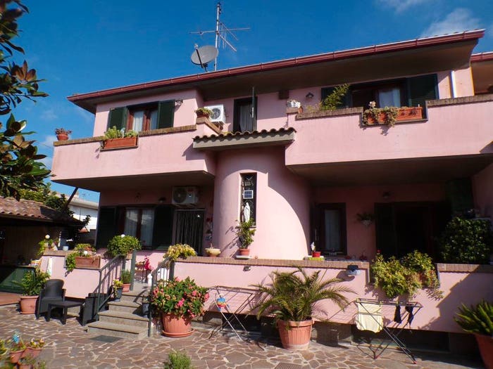 Casa con 6 locali in vendita in Via Luigi Settembrini, Villaggio Giornalisti Poggio, Anzio