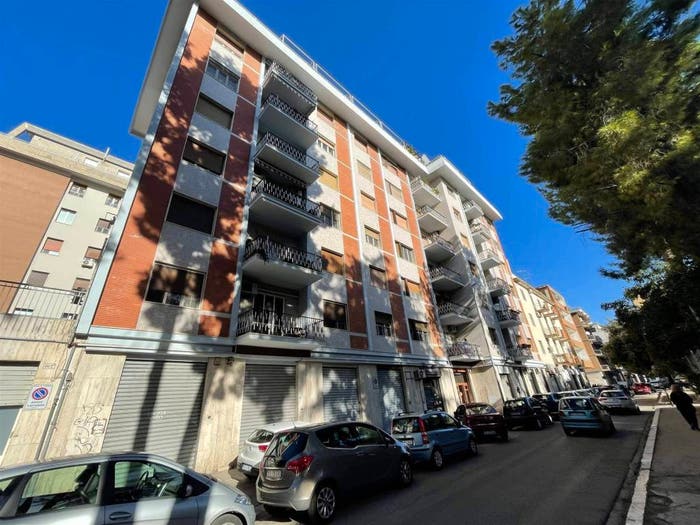 Appartamento con 6 locali in vendita in Via Amicangelo Ricci, Immacolata, Foggia