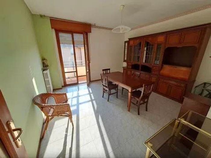 Appartamento con 6 locali in vendita in Via Roma Asse Sud, Jesi