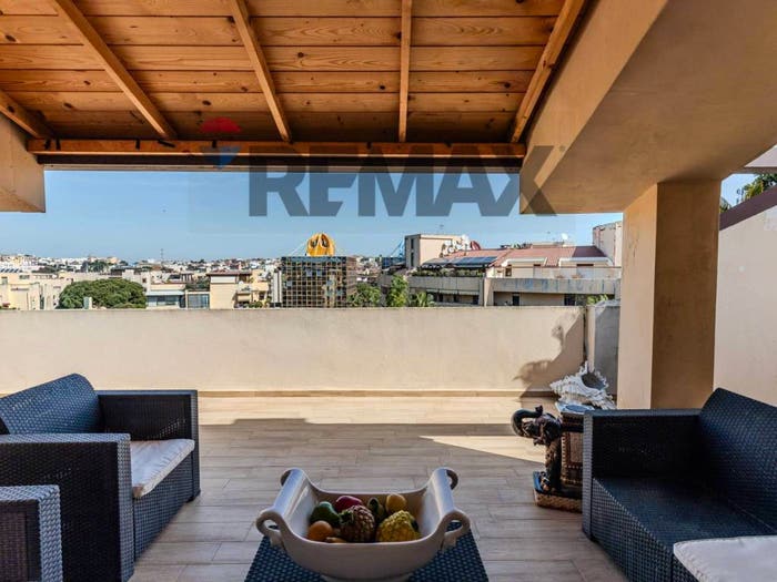 Appartamento trilocale in vendita in Via San Tommaso D'Aquino, Monreale, Cagliari