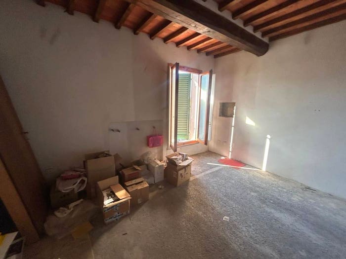 Casa con 6 locali in vendita in Via Umberto Terracini, Castelletto, Agliana