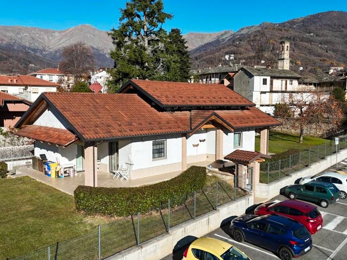 Casa con 5 locali in vendita in Via Camillo Benso di Cavour, Centro, Corio