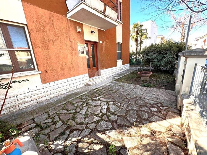 Casa trilocale in vendita in Via Angelo Battelli, Sant'Orso, Fano