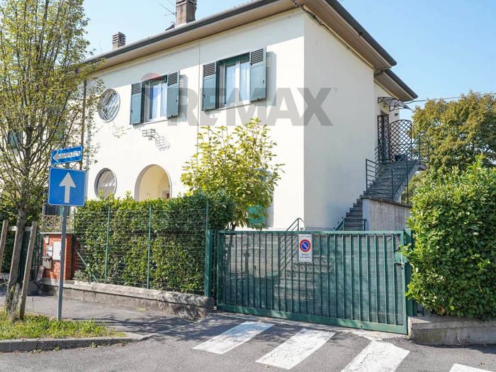 Casa con 6 locali in vendita in Brembo Mariano, Dalmine