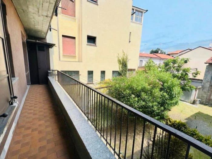 Appartamento trilocale in vendita in Via Brisa, Centro, Parabiago