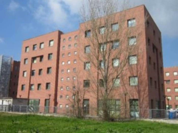 Casa con 6 locali in vendita in via Monsignor Luigi Maverna, Stazione, Ferrara
