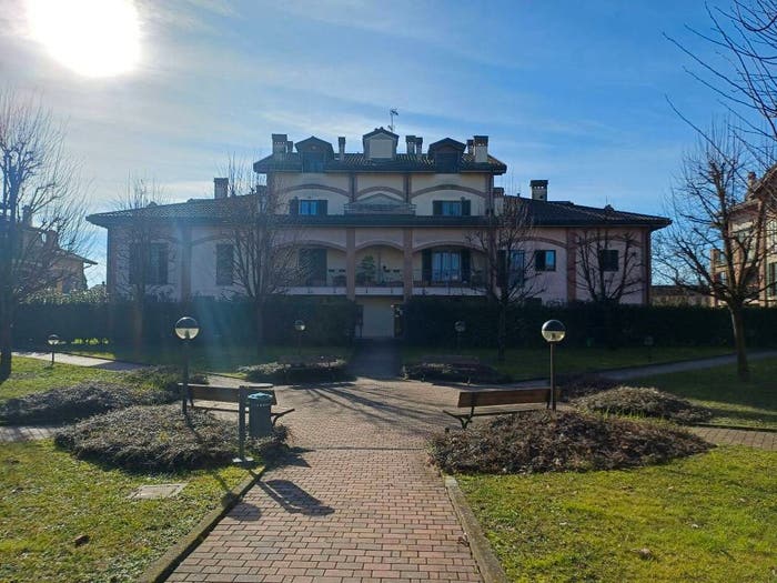 Appartamento con 5 locali in vendita in Via Giugno, San Bernardo Olmo, Lodi