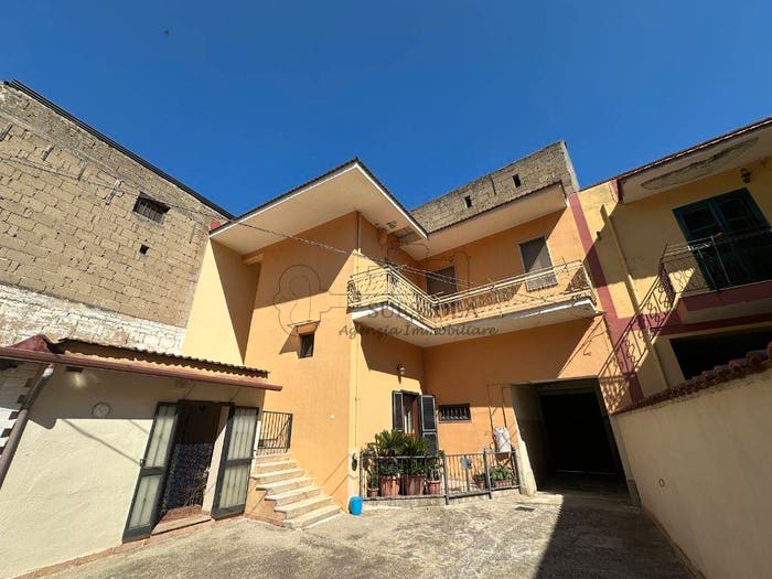 Appartamento trilocale in vendita in Via Napoli, Centro, San Felice a Cancello