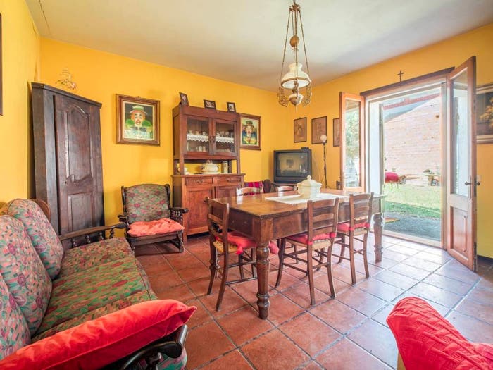 Casa quadrilocale in vendita in Strada Tassara, Lesignano de' Bagni