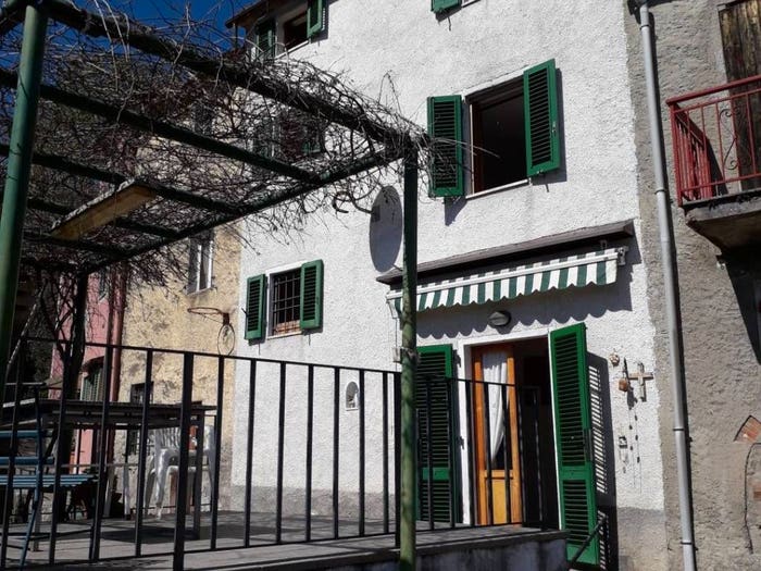 Casa quadrilocale in vendita in Baggio, Pistoia