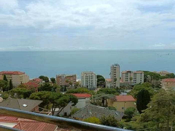 Appartamento quadrilocale in vendita in Via Virgilio, Collina Centrale Parco Fuor del Vento, Alassio