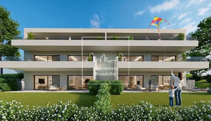 Appartamento quadrilocale in vendita in Luvinate