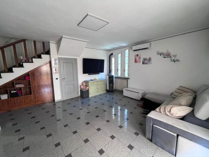 Casa con 6 locali in vendita in Fornacette, Calcinaia