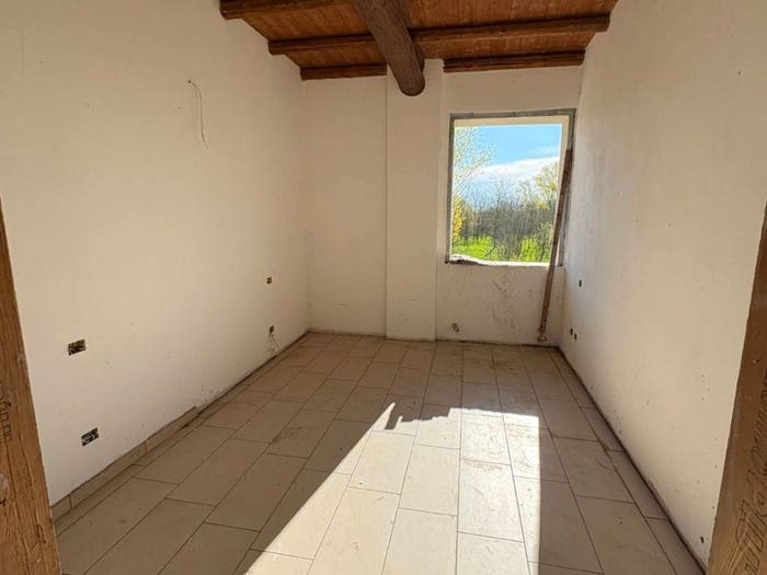 Casa quadrilocale in vendita in Monticelli d'Ongina