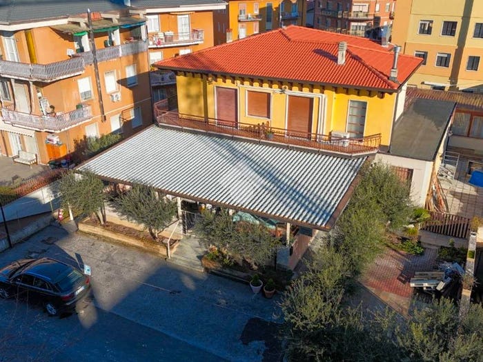 Casa con 6 locali in vendita in Via Palladio, Centro, Peschiera del Garda
