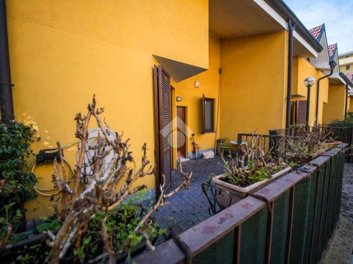 Casa trilocale in vendita in Via cusago, Baggio, Milano
