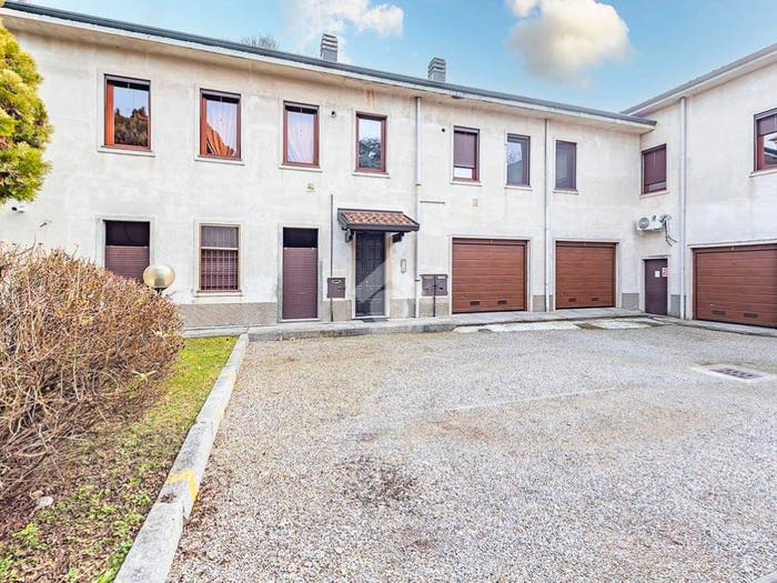 Appartamento trilocale in vendita in Via martiri della libertà, Centro, Lainate