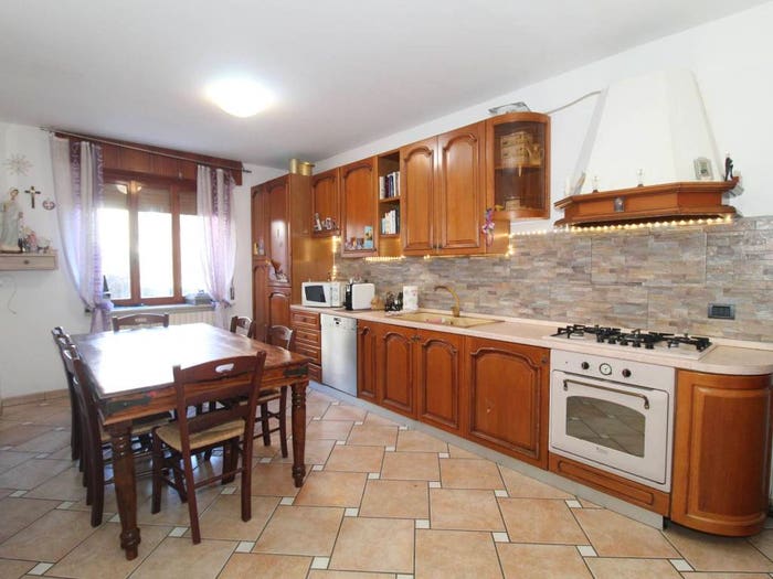 Casa con 5 locali in vendita in Via Bregonza, Brogliano