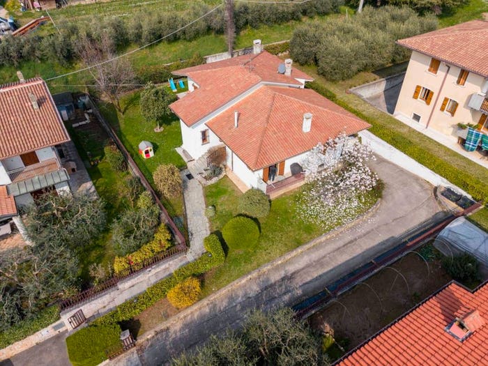 Casa quadrilocale in vendita in Piazzetta Arzila, Valgatara, Marano di Valpolicella