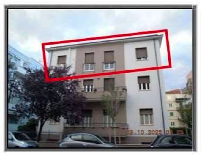 Appartamento con 6 locali in vendita in Via Camillo Benso Conte di Cavour, Lungomare Strada Parco, Pescara
