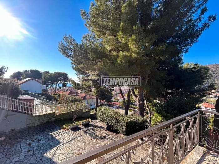 Casa con 6 locali in vendita in Via san luigi, Marina Di Andora, Andora