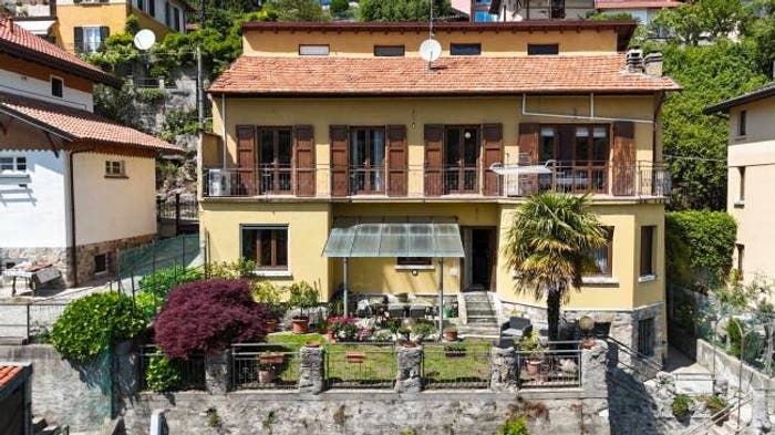 Casa con 5 locali in vendita in Via Armando Diaz, Caslino d'Erba