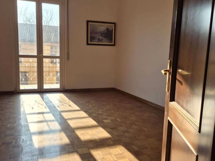 Appartamento trilocale in vendita in Via del Giordano, Centro, Cremona