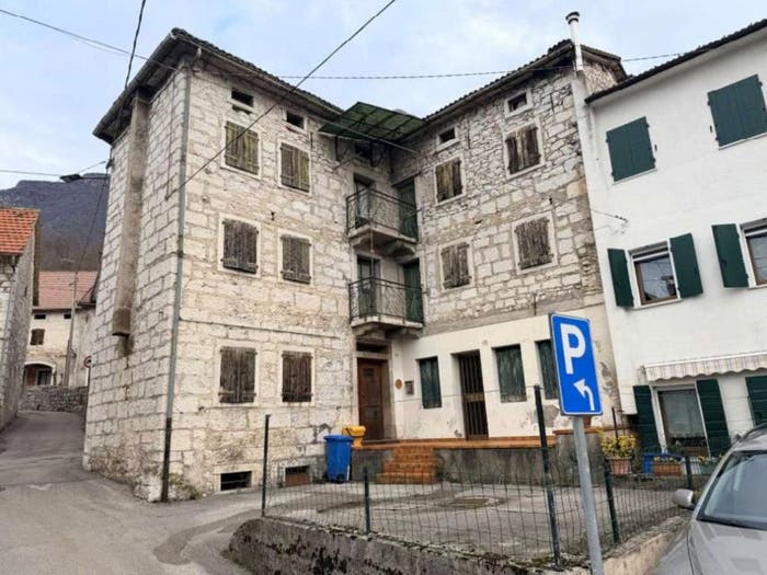 Casa con 6 locali in vendita in Frazione Casan, Soccher Paiane Casan Arsie, Ponte nelle Alpi