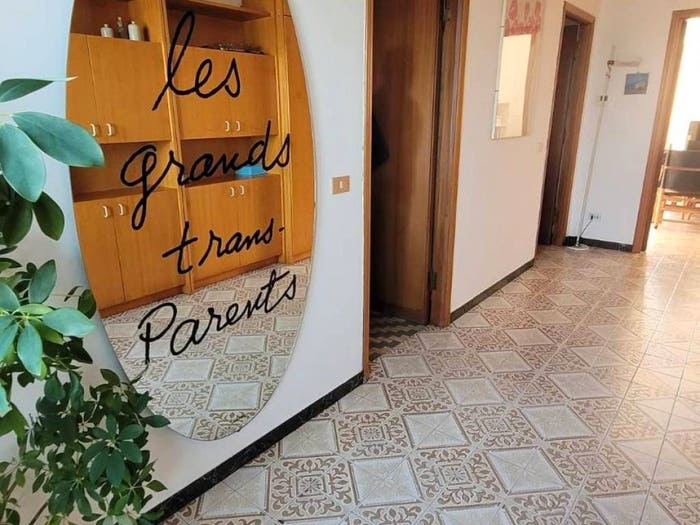 Casa con 6 locali in vendita in Casano Dogana Isola, Luni