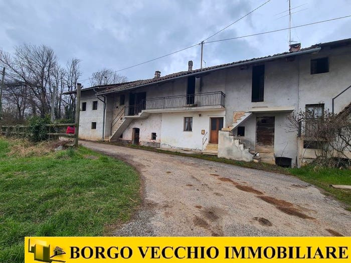 Casa con 6 locali in vendita in Via Ripe Macra Mon, Dronero
