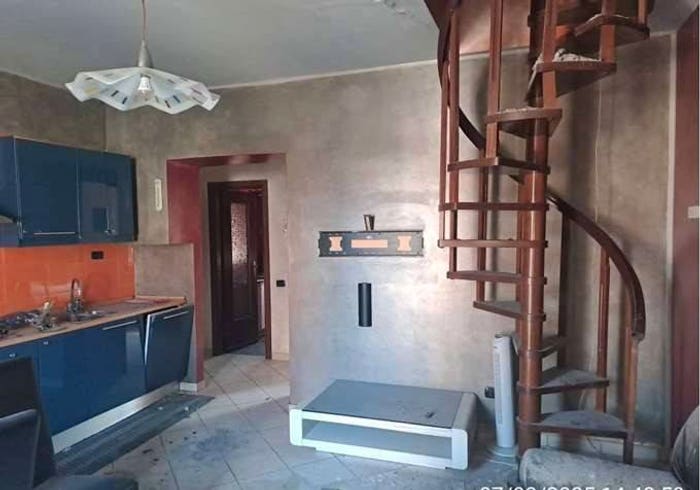 Appartamento con 5 locali in vendita in Via montello, Venegono Inferiore