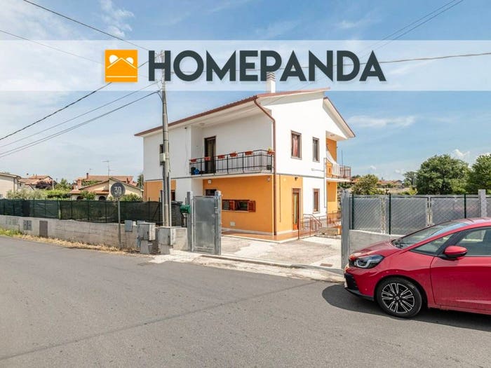 Casa quadrilocale in vendita in Via Valle Santo Stefano, Centro, Artena