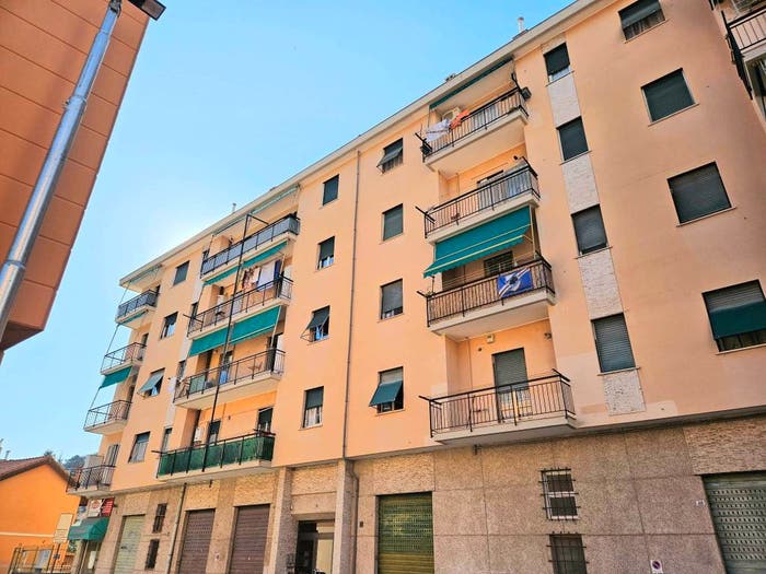 Appartamento quadrilocale in vendita in Via Elia Bernardini, Molassana, Genova