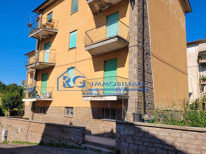 Appartamento quadrilocale in vendita in Via Filippo Paparozzi, Centro, Bagnoregio