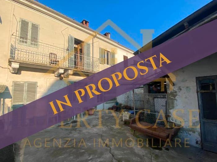 Casa trilocale in vendita in Via Filippo Corridoni, Tricerro