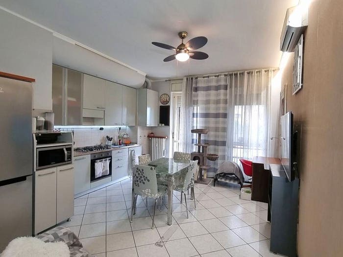 Appartamento bilocale in vendita in Viale Lombardia, Centro, Brugherio