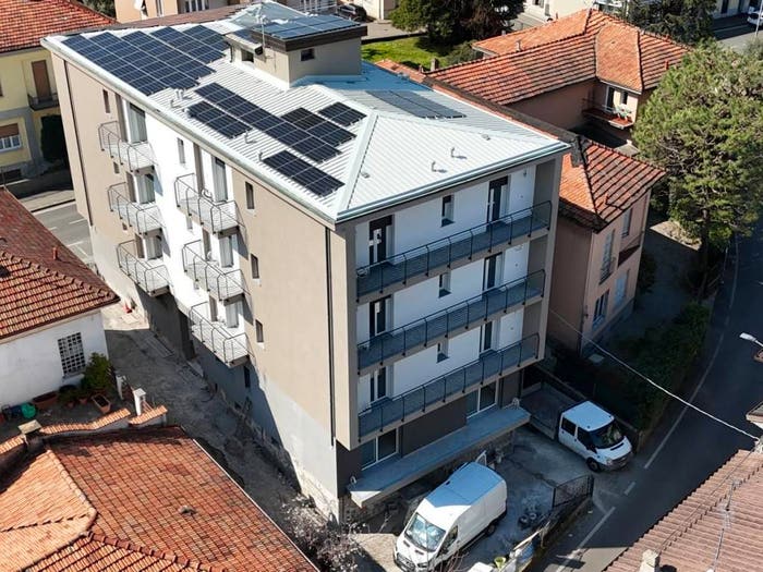 Appartamento trilocale in vendita in Viale Italia, Vighizzolo Cascina Varenna, Cantù