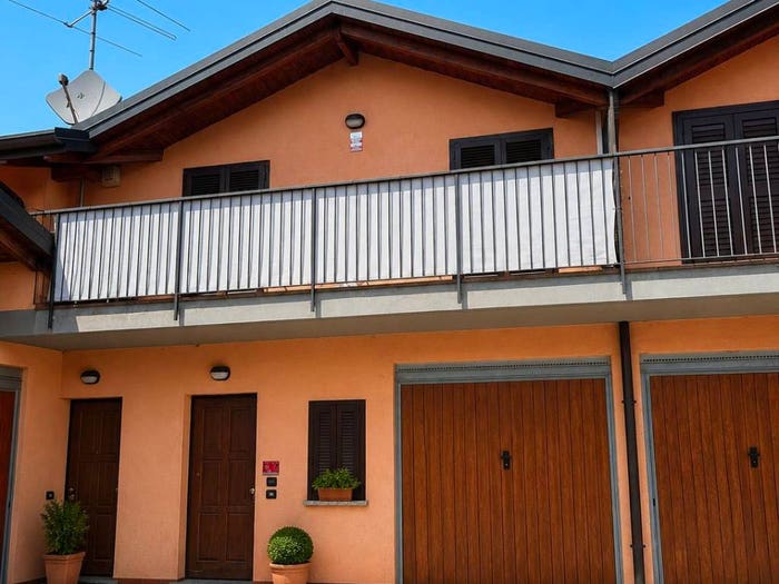 Casa quadrilocale in vendita in Via Briccoletta, Centro, Fino Mornasco