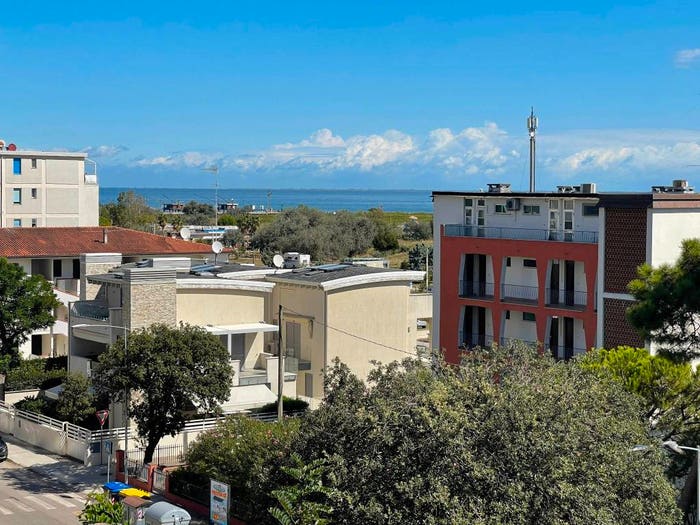 Appartamento trilocale in vendita in Viale Giovanni Pascoli, Lido degli Estensi, Comacchio