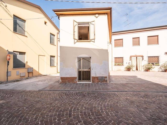 Casa bilocale in vendita in Vicolo Terzo, Buscoldo, Curtatone