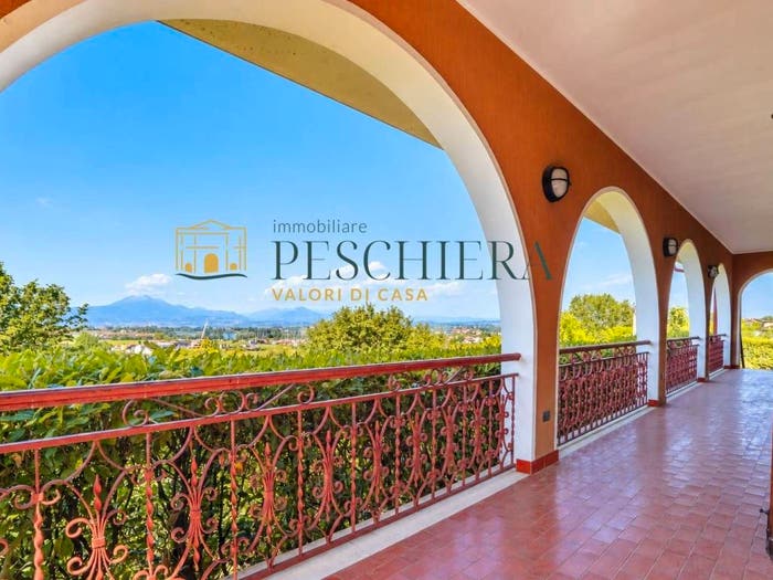 Casa con 6 locali in vendita in Via Tevere, Boschetti, Peschiera del Garda