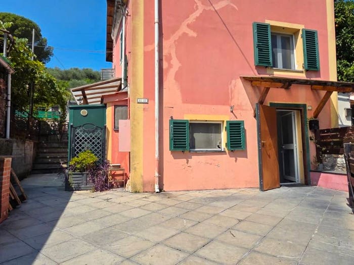 Casa bilocale in vendita in Via Francesco Mignone, San Desiderio, Genova