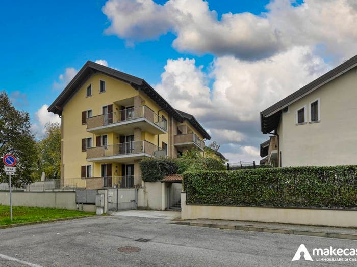 Appartamento trilocale in vendita in Via VIII Marzo, Riozzo, Cerro al Lambro