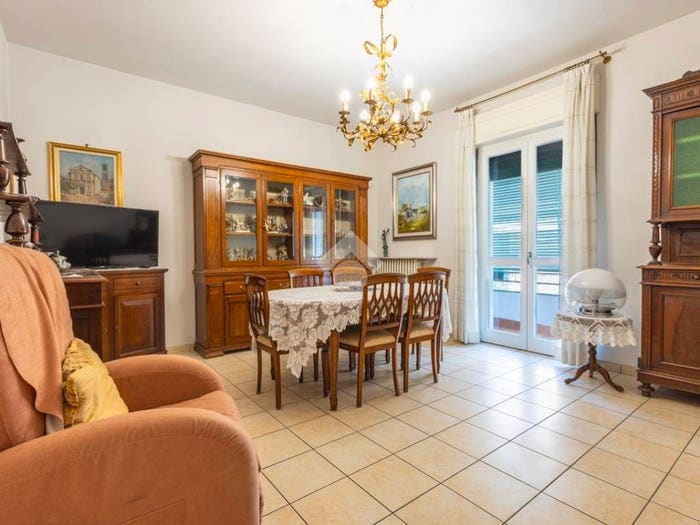 Appartamento trilocale in vendita in APPARTAMENTO VIA ZENDRINI, Porta Venezia, Brescia