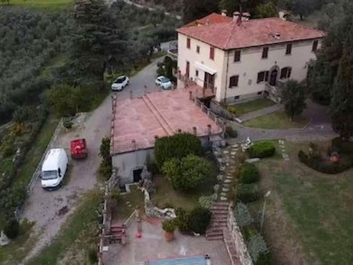 Casa con 6 locali in vendita in Via Cicignano, Montemurlo