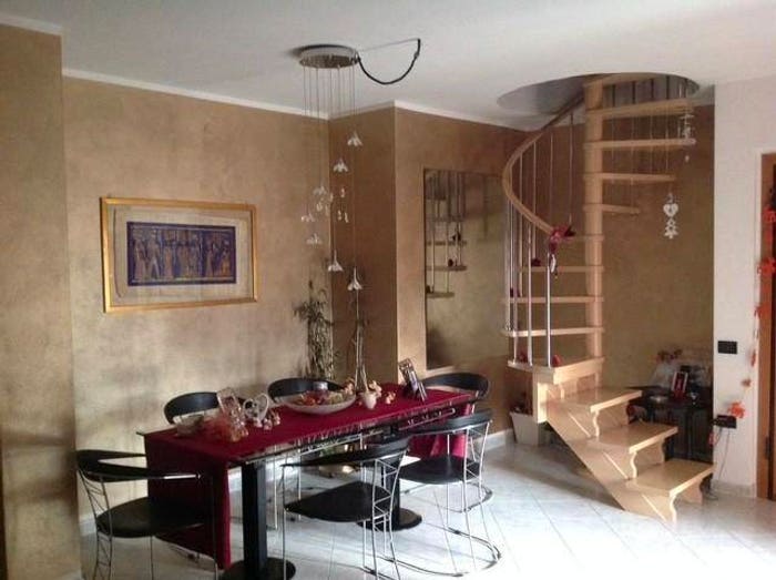 Appartamento con 5 locali in vendita in Via della Repubblica, Centro, Cascina