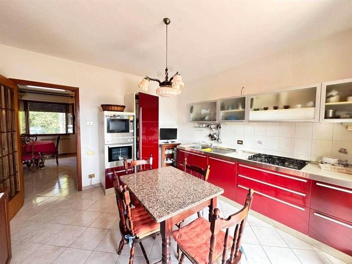 Appartamento quadrilocale in vendita in via Roma, Caldana, Gavorrano