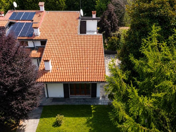 Casa con 5 locali in vendita in Via Ortigara, Centro, Casnate con Bernate