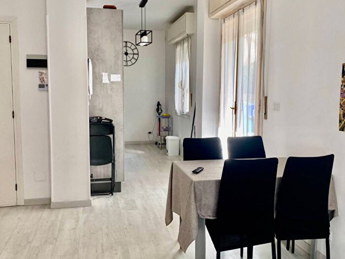Appartamento quadrilocale in vendita in Via Pio VII, Centro, Bordighera