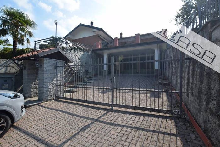 Casa quadrilocale in vendita in Via Castel del Lupo, Centro, San Secondo di Pinerolo